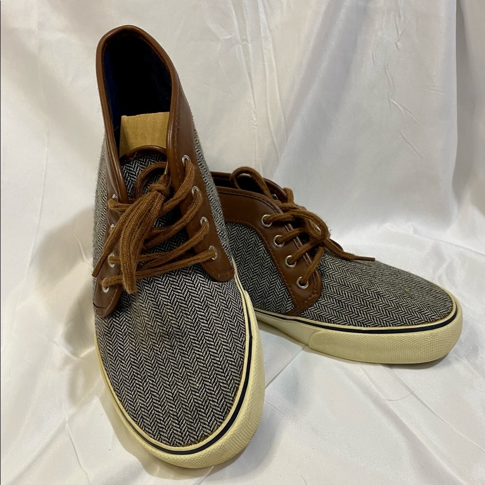 American Eagle tweed loafers